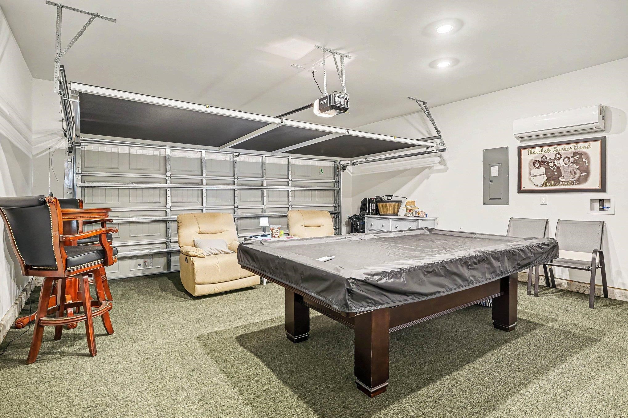 812 Sandy Side Dr.