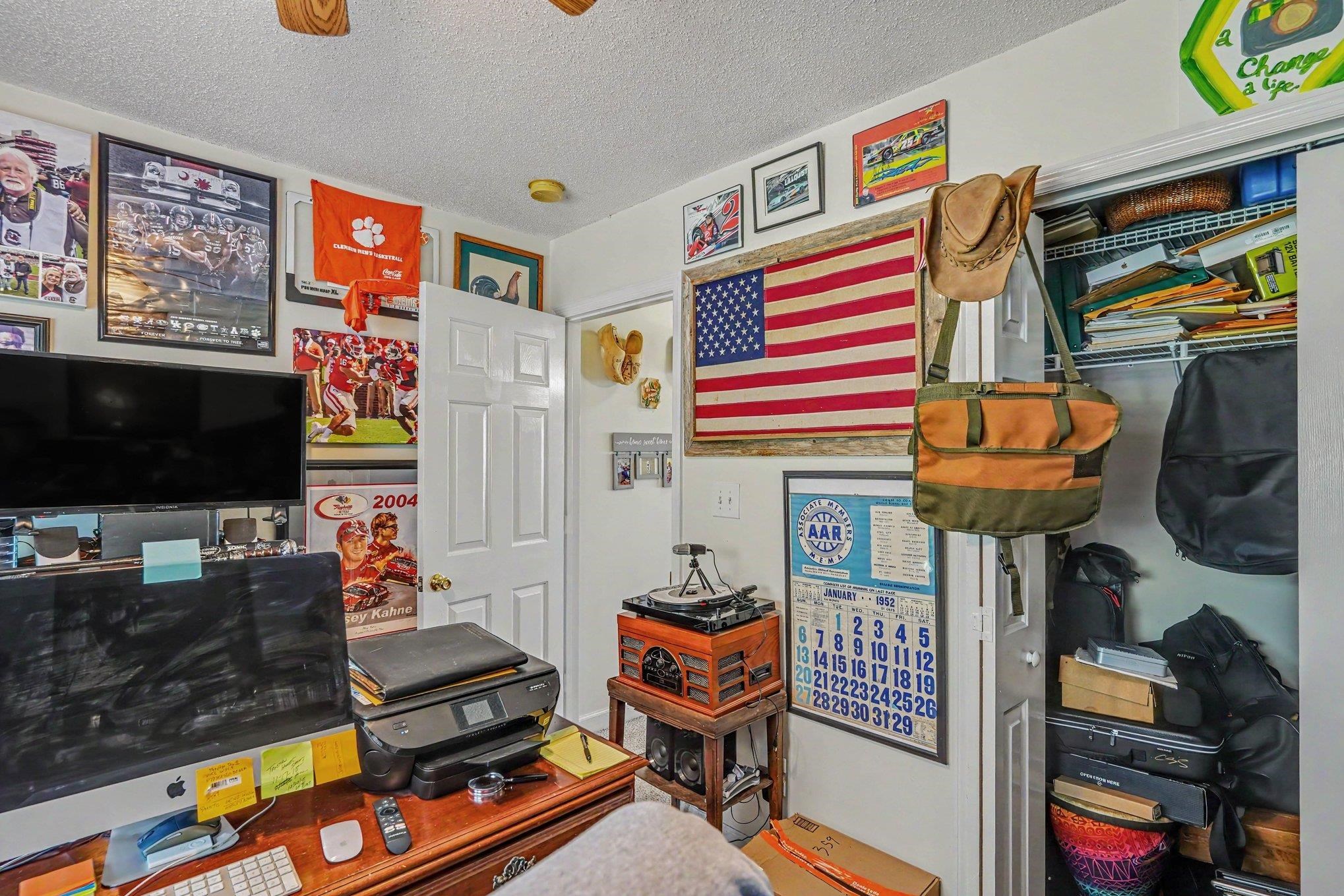 321 Corinne Ln.