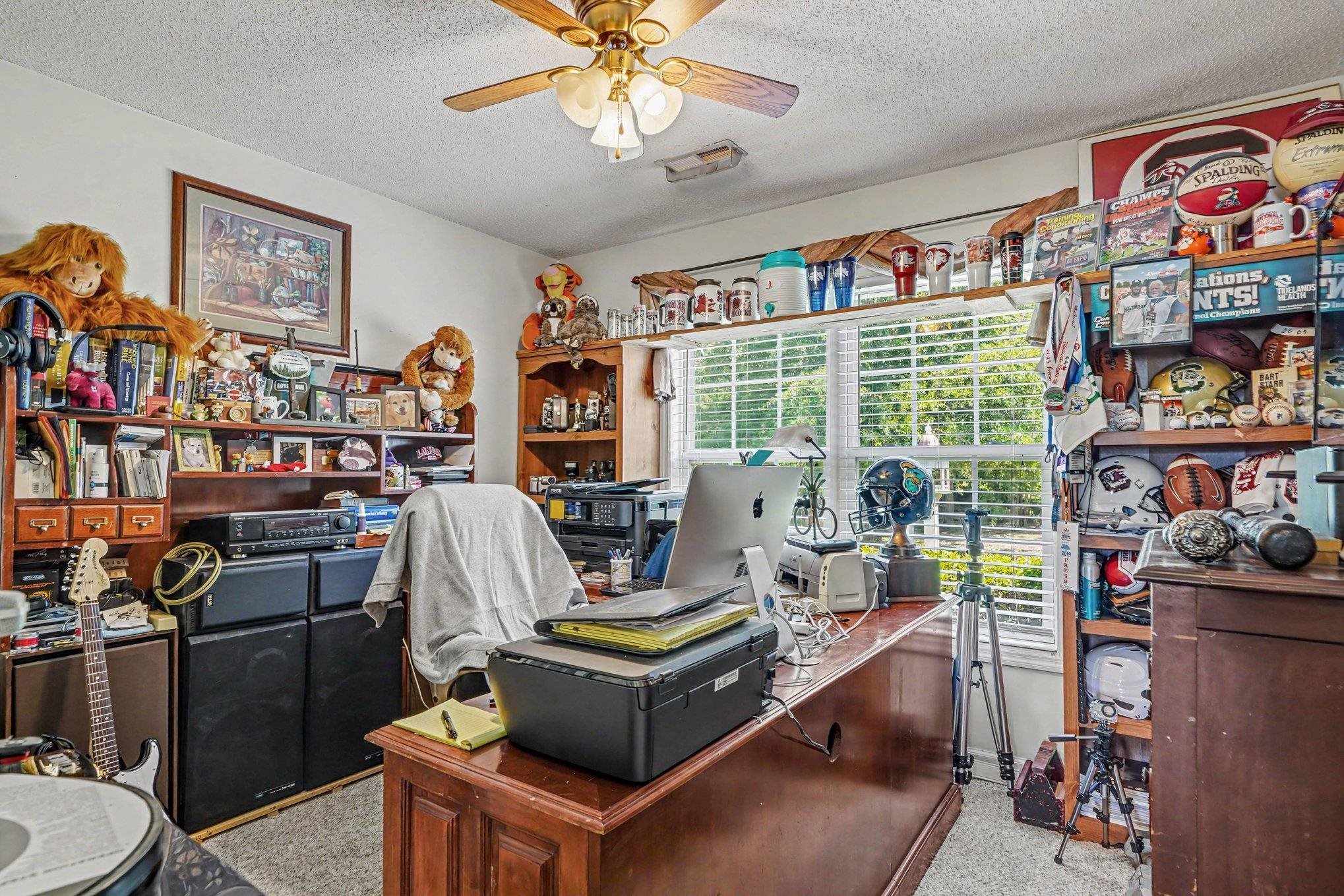 321 Corinne Ln.