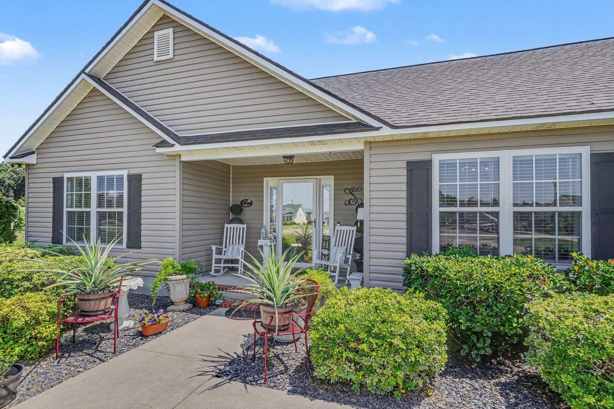 321 Corinne Ln.