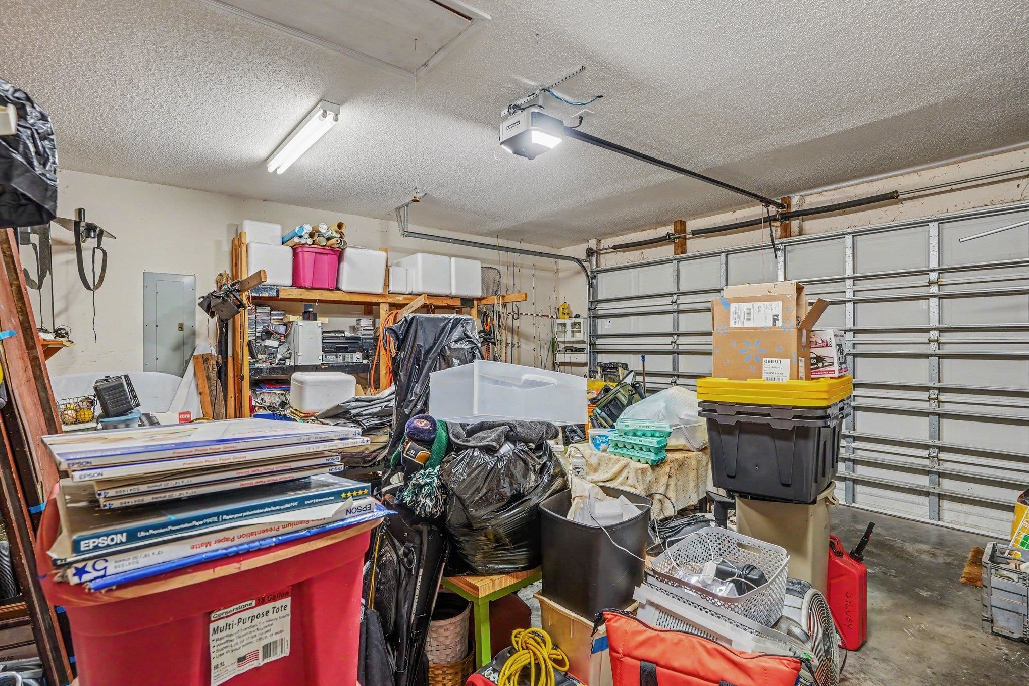 321 Corinne Ln.