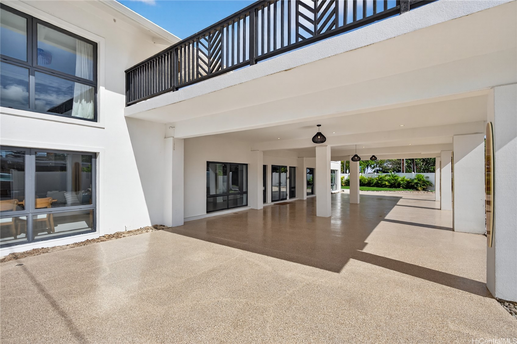 125 N Kalaheo Avenue