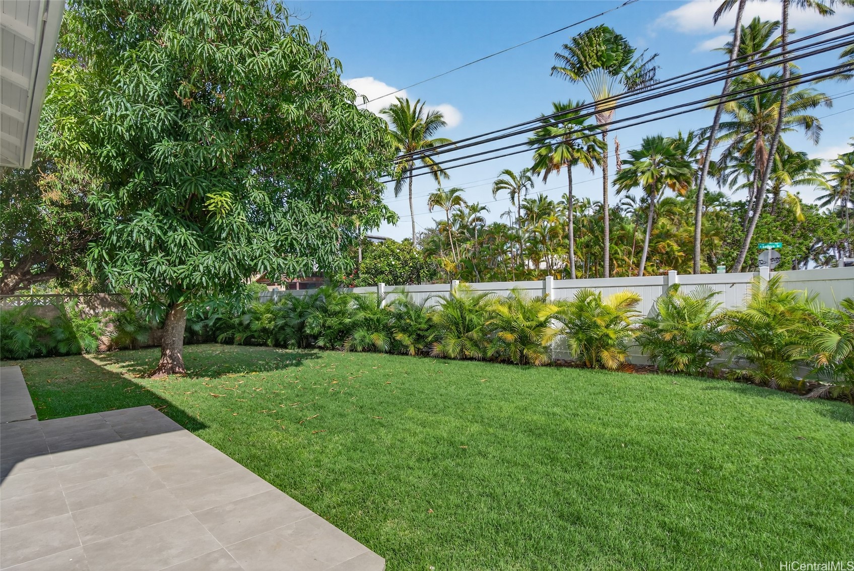 125 N Kalaheo Avenue
