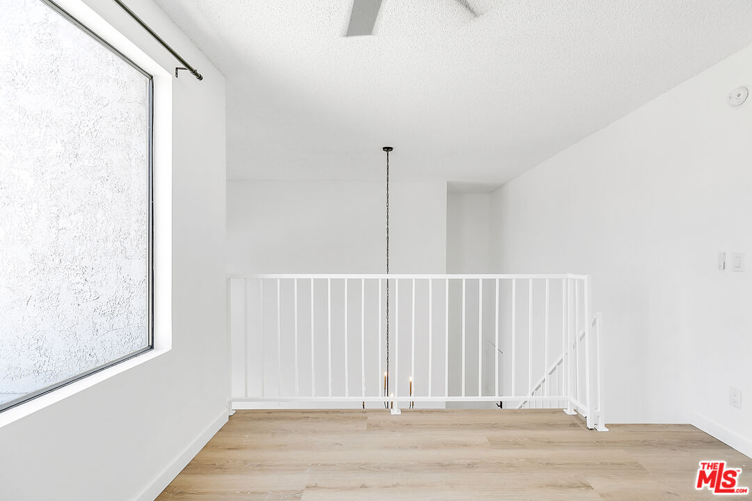 134 N Mariposa Ave Unit: 310