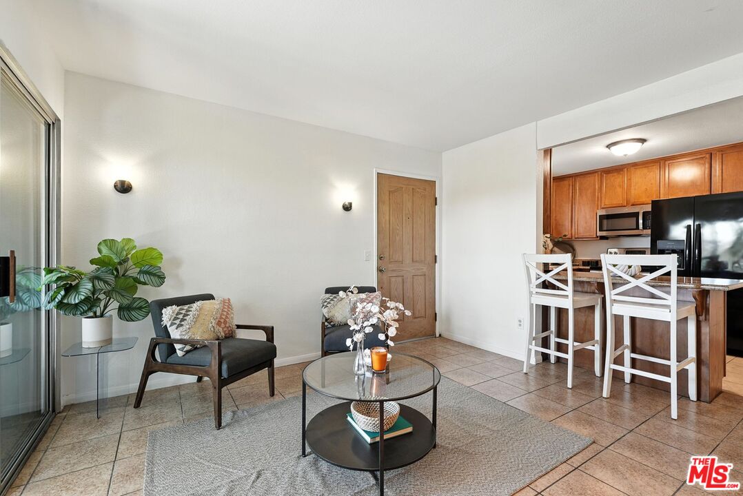 830 W Lincoln Ave Unit: 161
