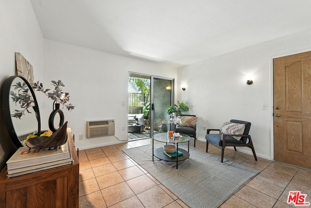 830 W Lincoln Ave Unit: 161