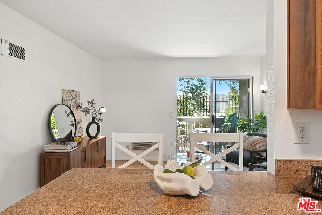 830 W Lincoln Ave Unit: 161