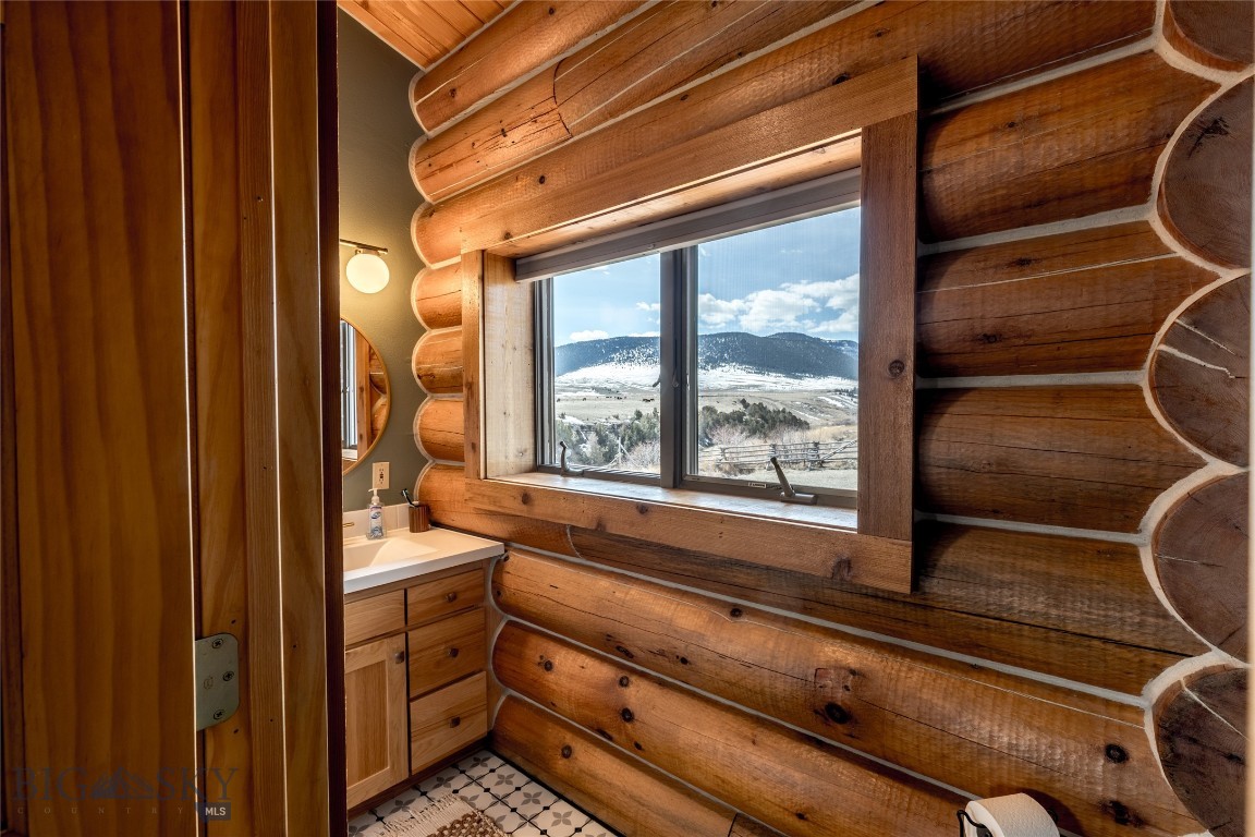 283 Hayfield Loop Trail