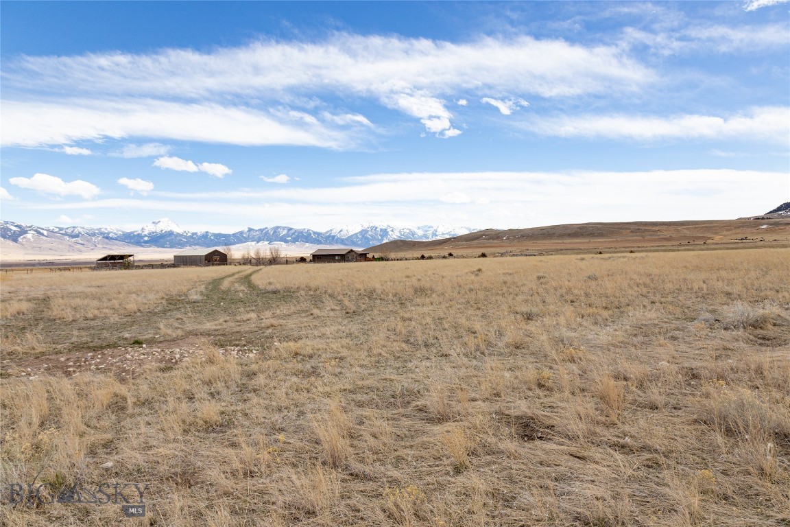 283 Hayfield Loop Trail