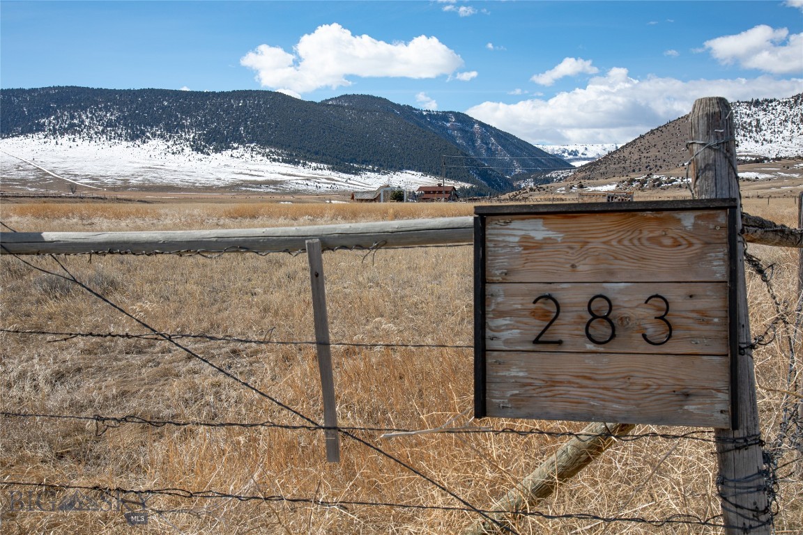 283 Hayfield Loop Trail