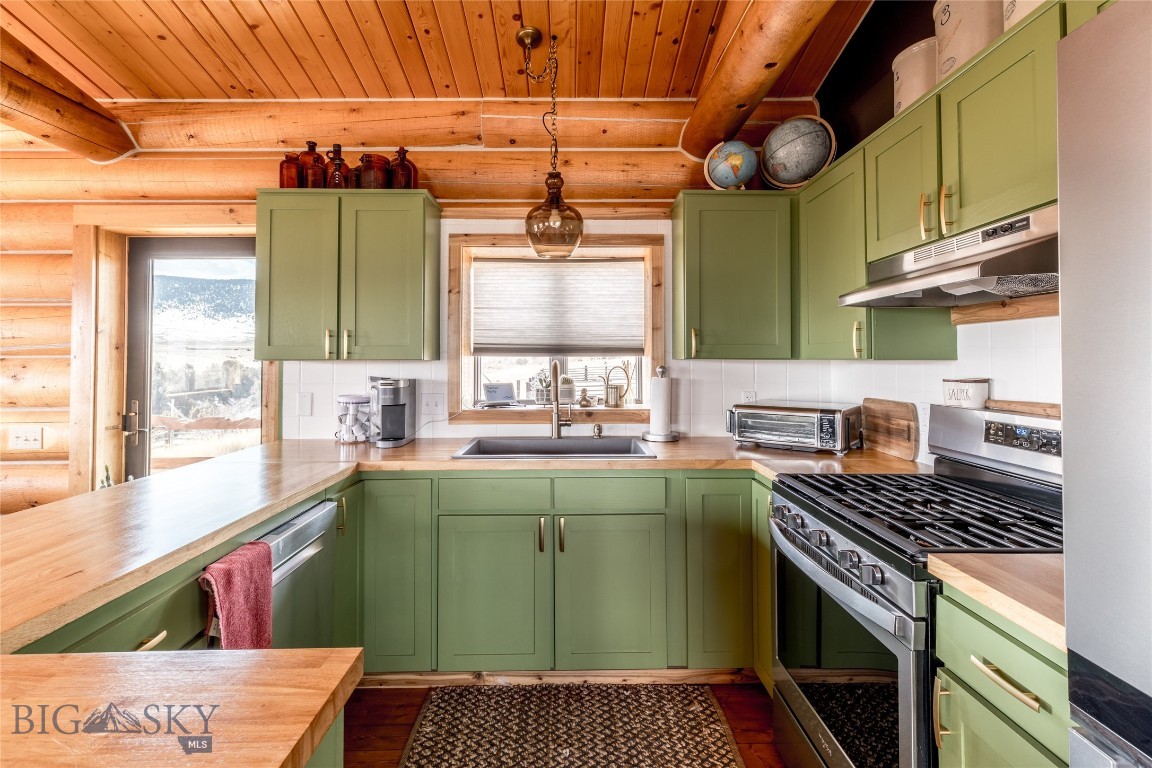 283 Hayfield Loop Trail