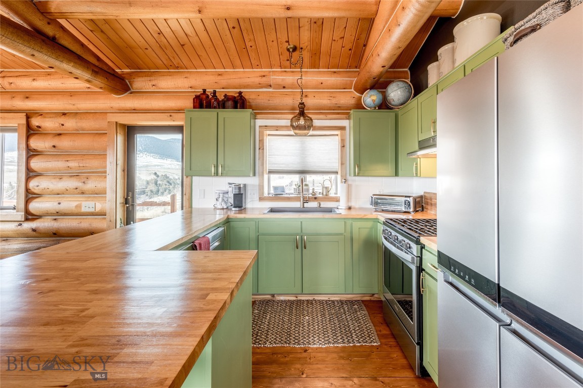 283 Hayfield Loop Trail