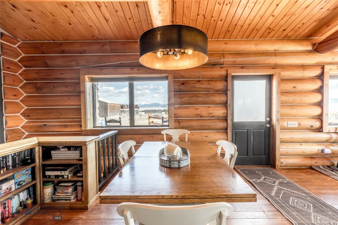 283 Hayfield Loop Trail