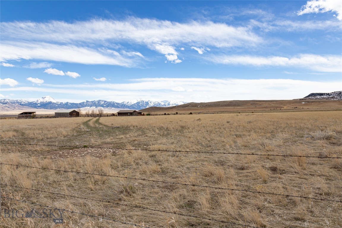 283 Hayfield Loop Trail