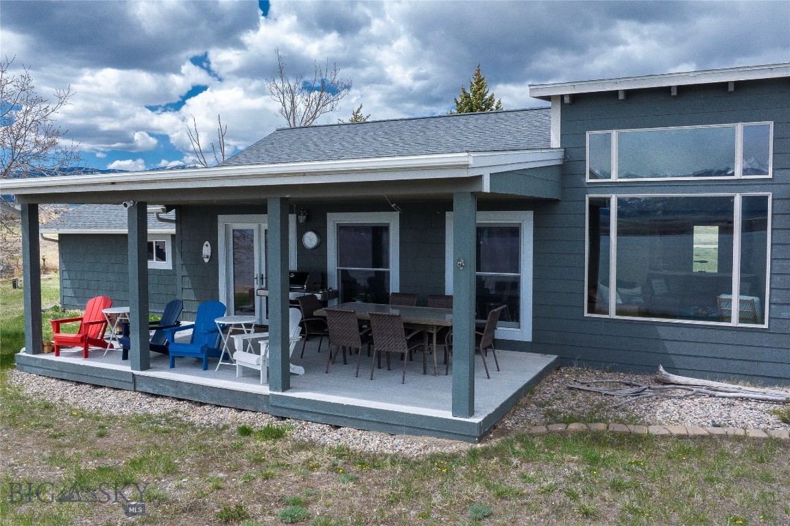 30 Rainbow Point Road