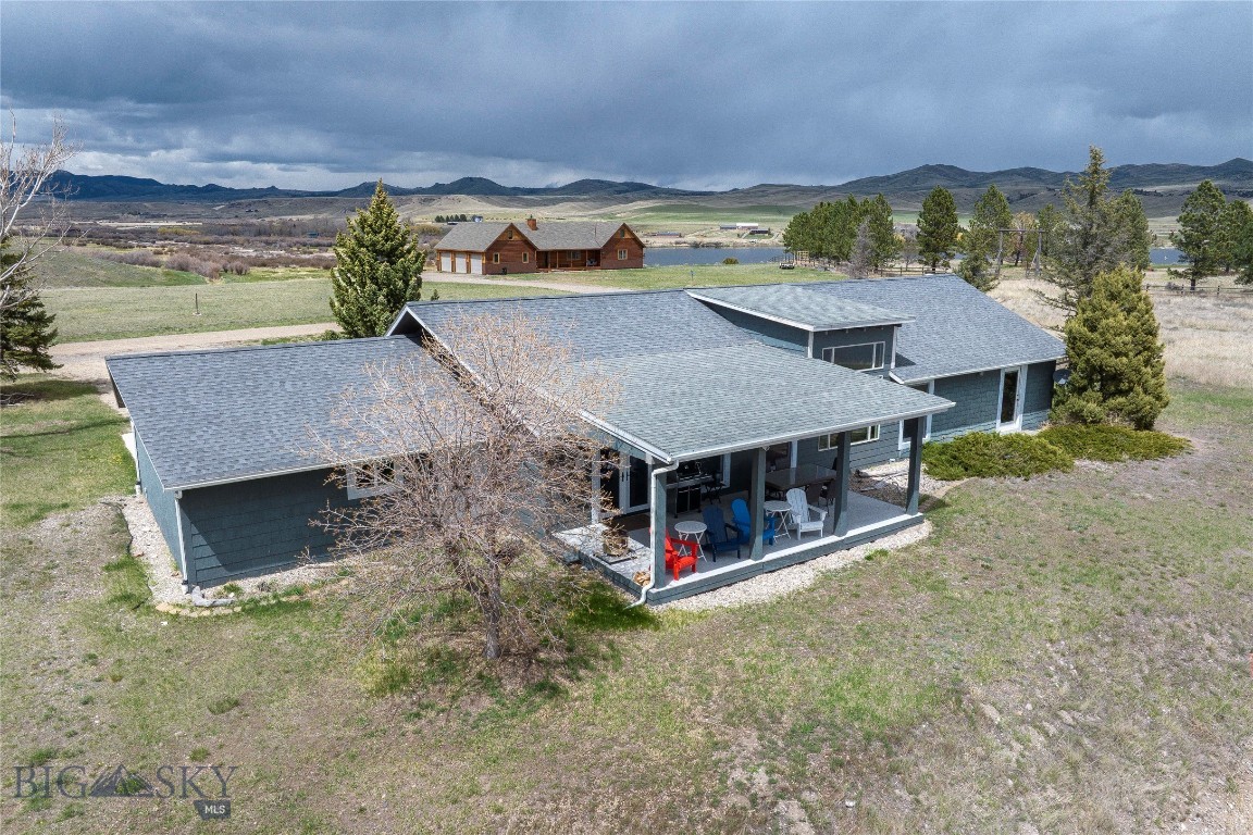 30 Rainbow Point Road