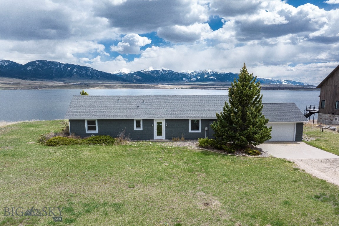 30 Rainbow Point Road