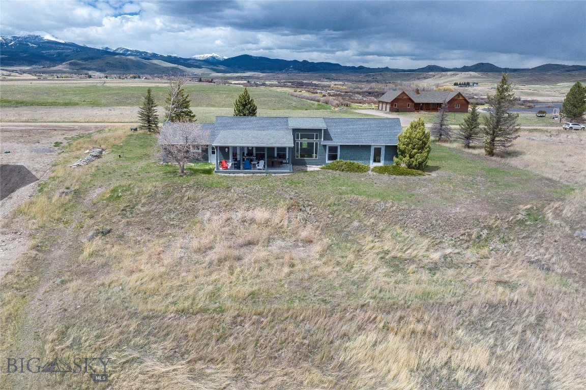 30 Rainbow Point Road