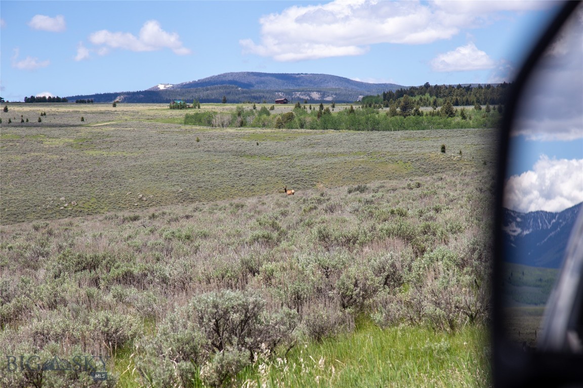 66 Dutchman Trail