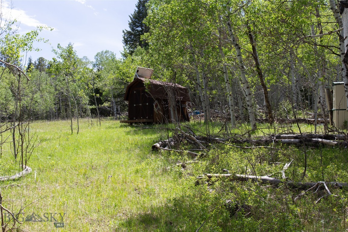 66 Dutchman Trail