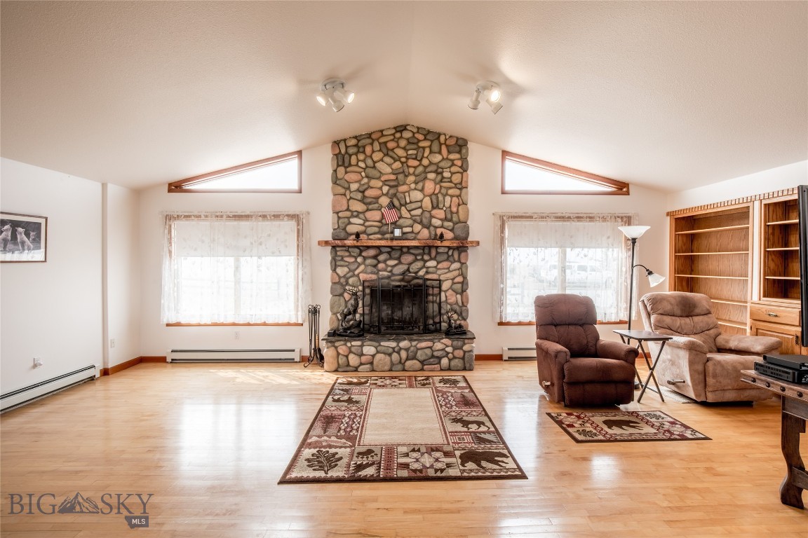 53 Hilltop Trail