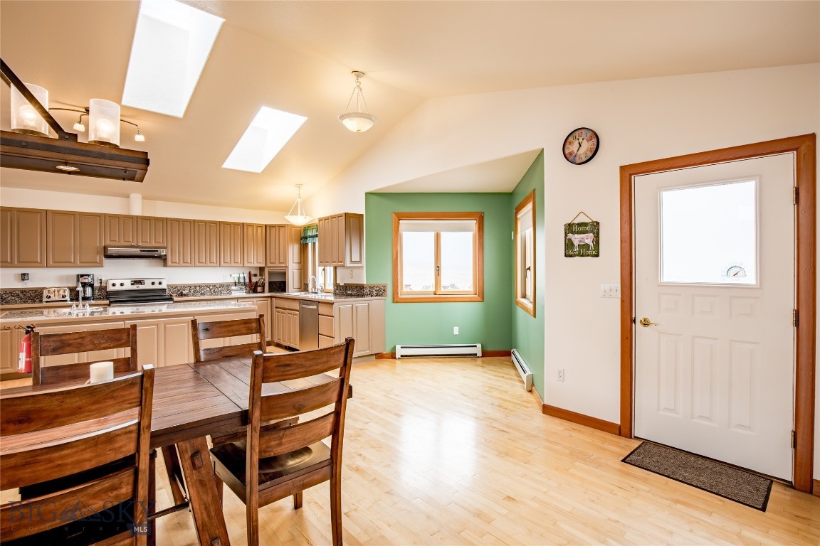 53 Hilltop Trail