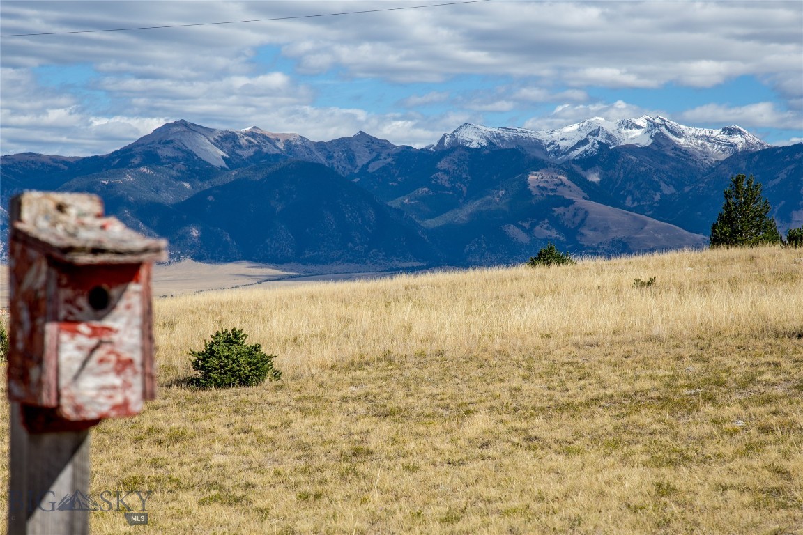 53 Hilltop Trail