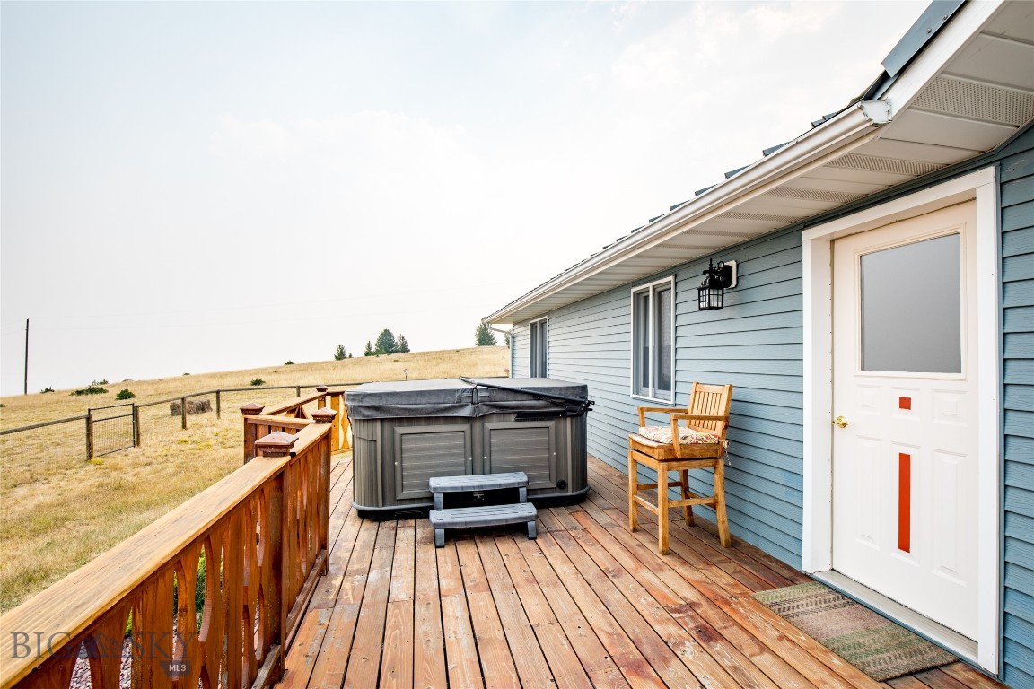 53 Hilltop Trail