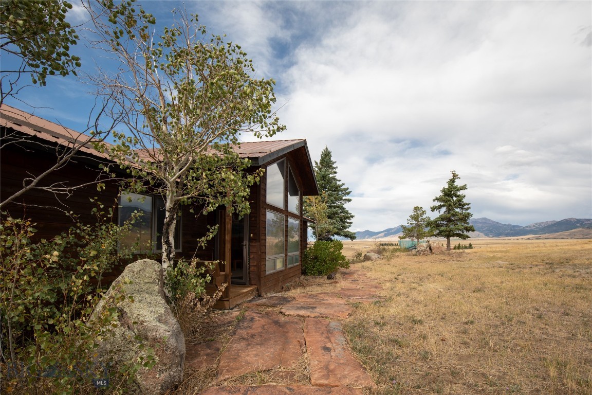 1 River Stone Drive