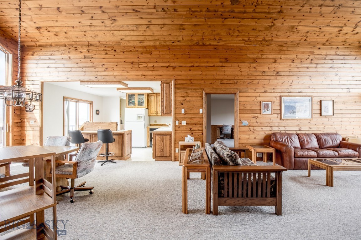 1 River Stone Drive