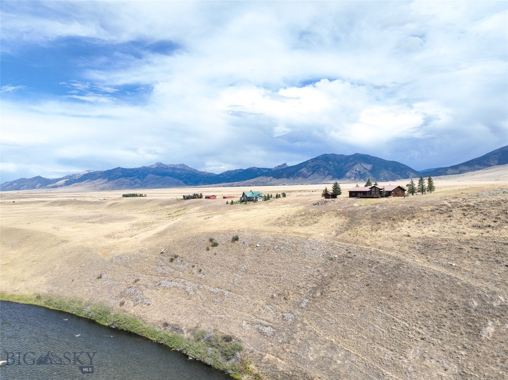1 River Stone Drive