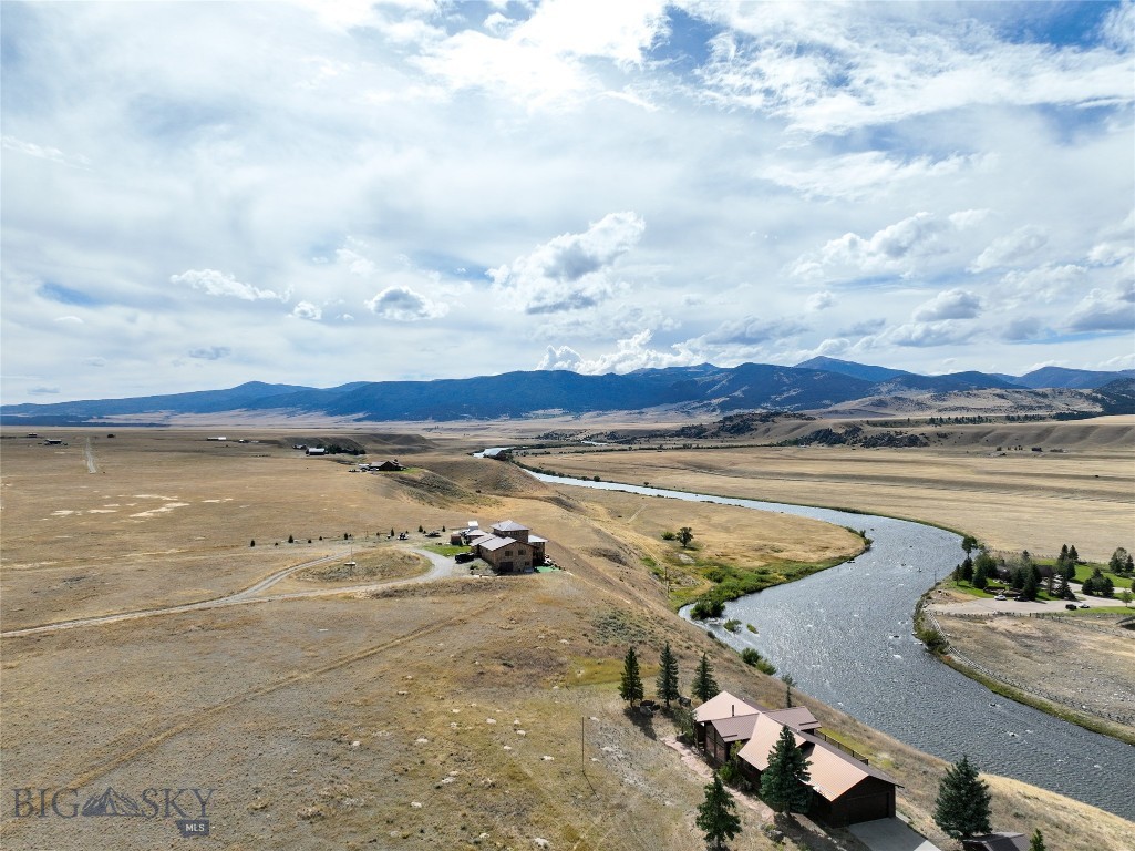 1 River Stone Drive