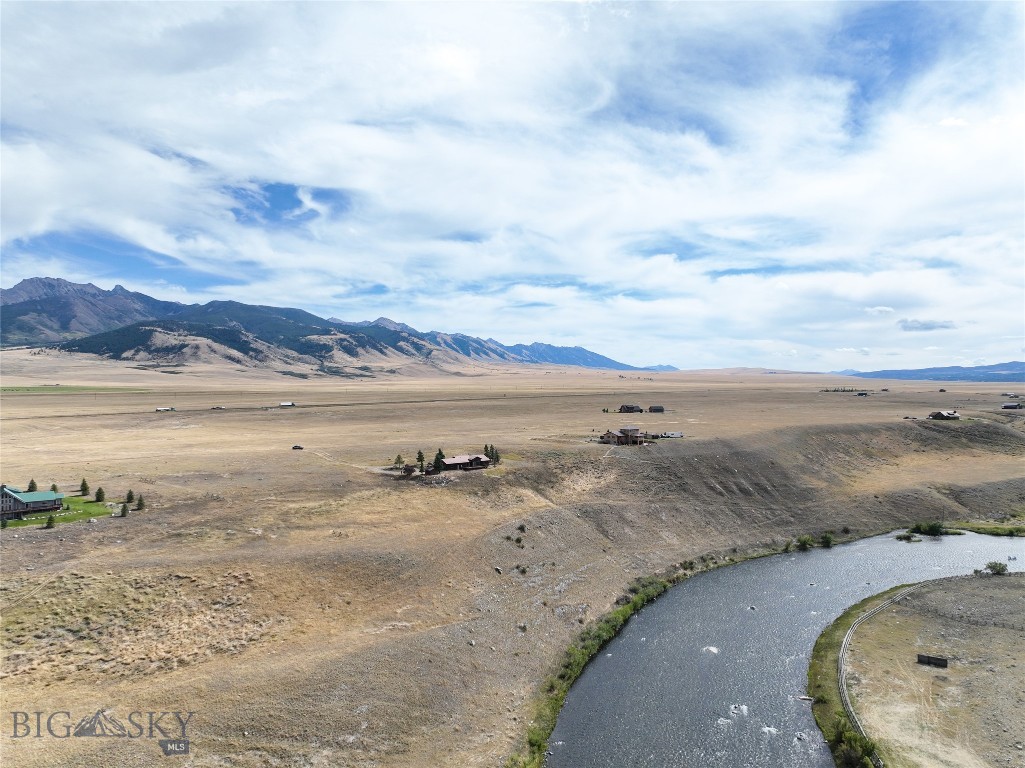 1 River Stone Drive
