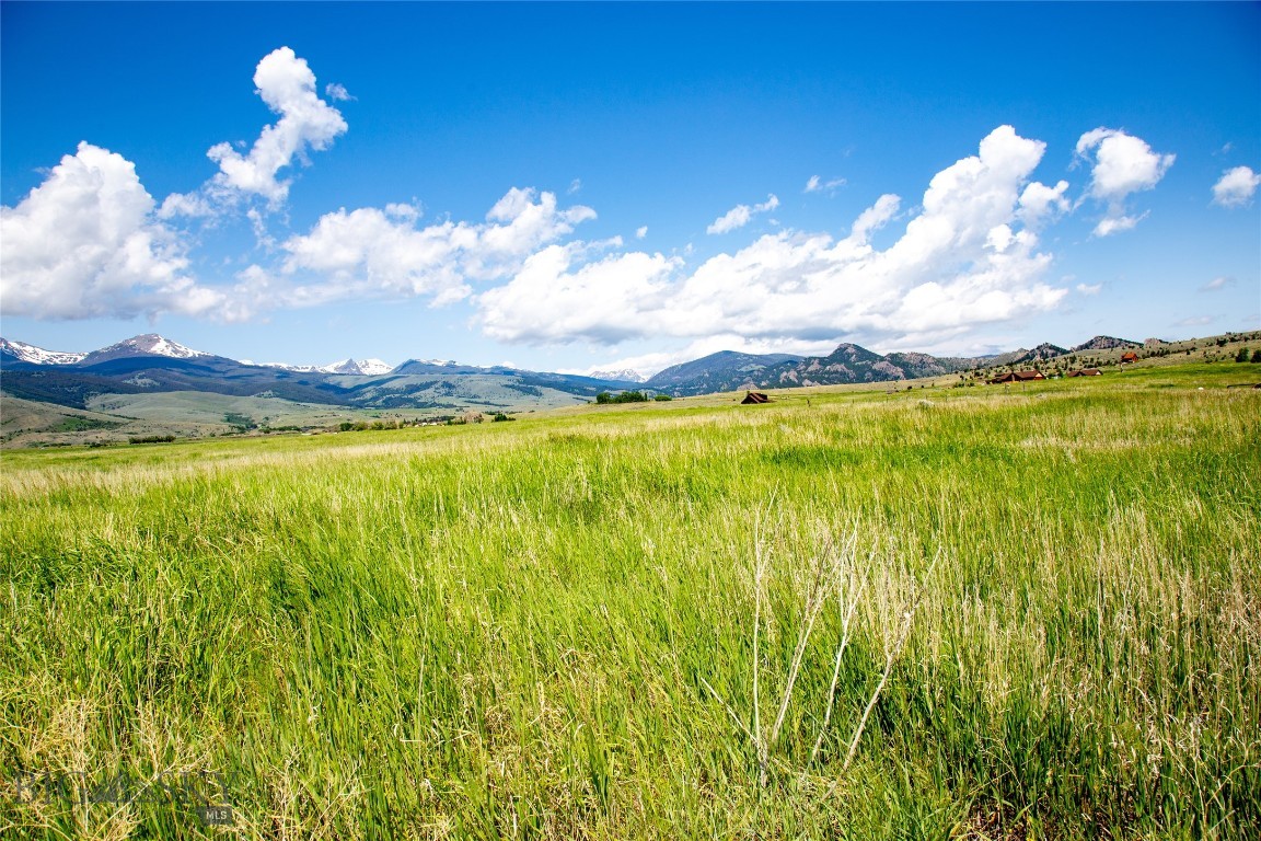 Tract 3 Shining Mountains West