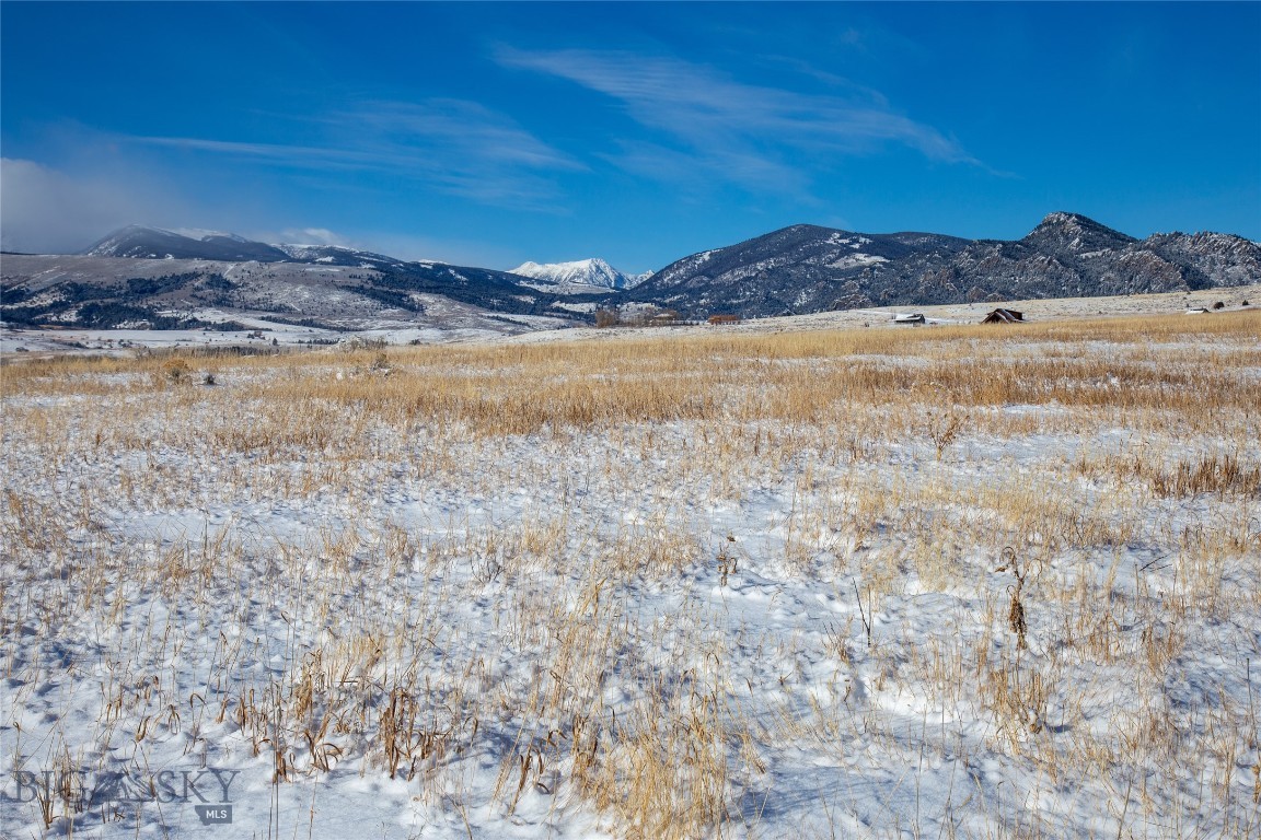 Tract 4 Shining Mountain West