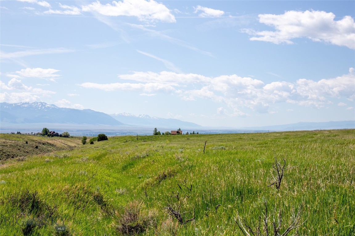 Tract 4 Shining Mountain West