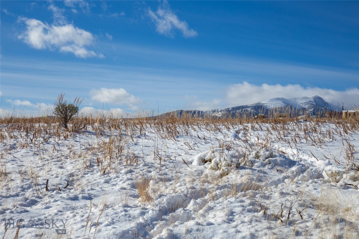 Tract 4 Shining Mountain West