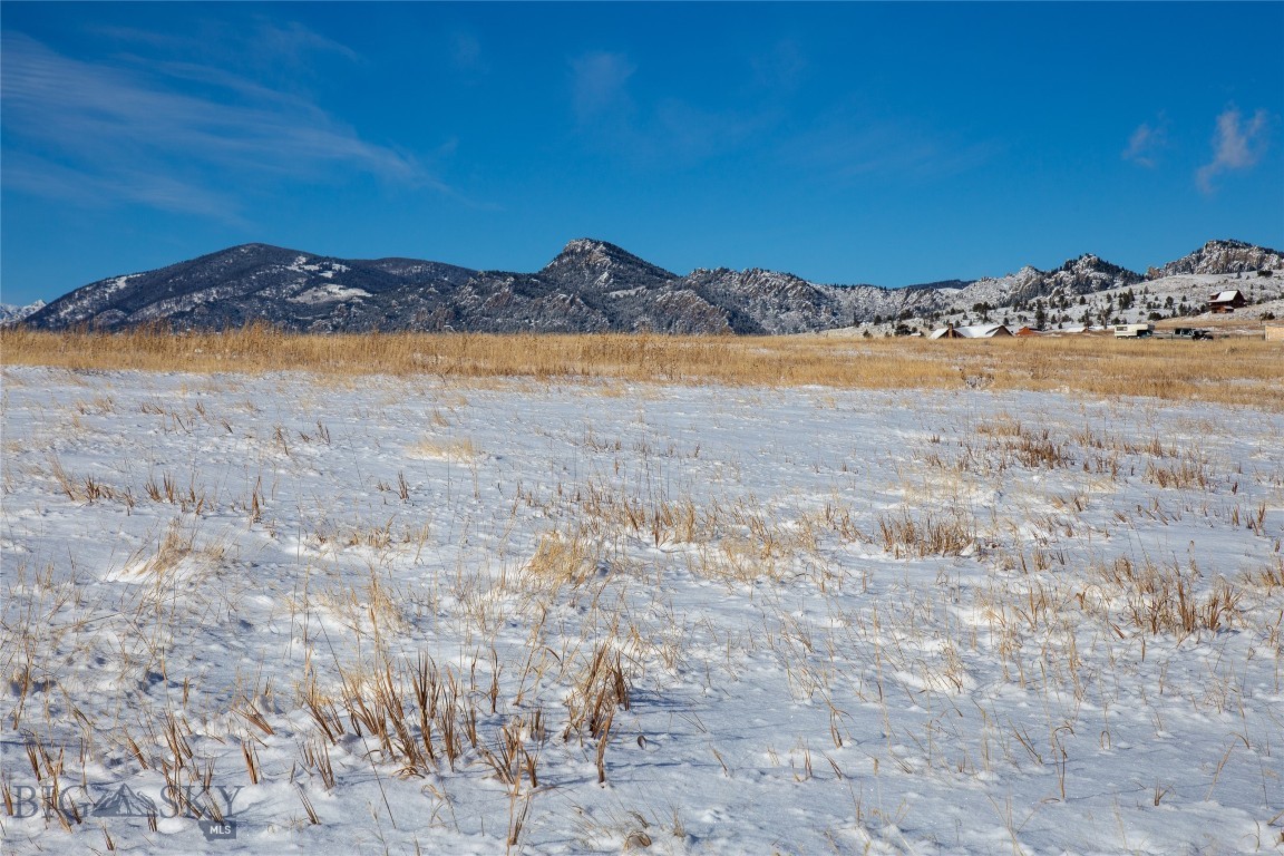 Tract 4 Shining Mountain West