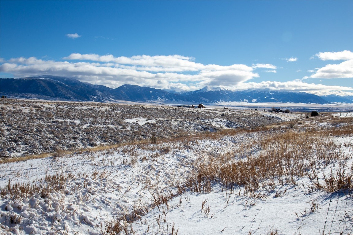 Tract 4 Shining Mountain West