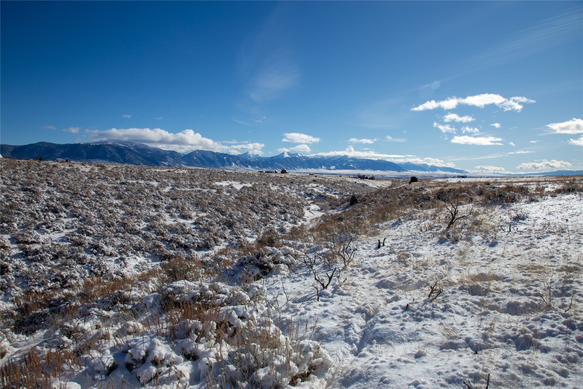 Tract 4 Shining Mountain West