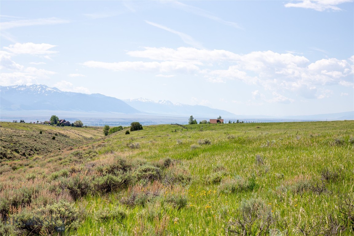 Tract 4 Shining Mountain West