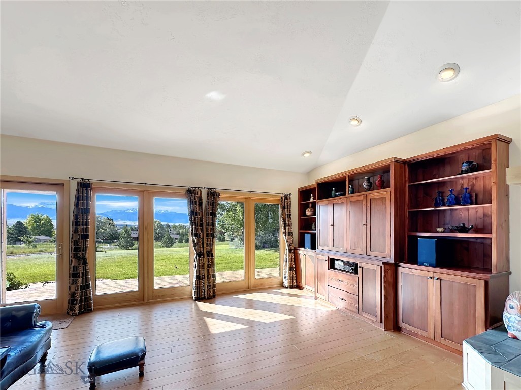 93 Golf Course Drive