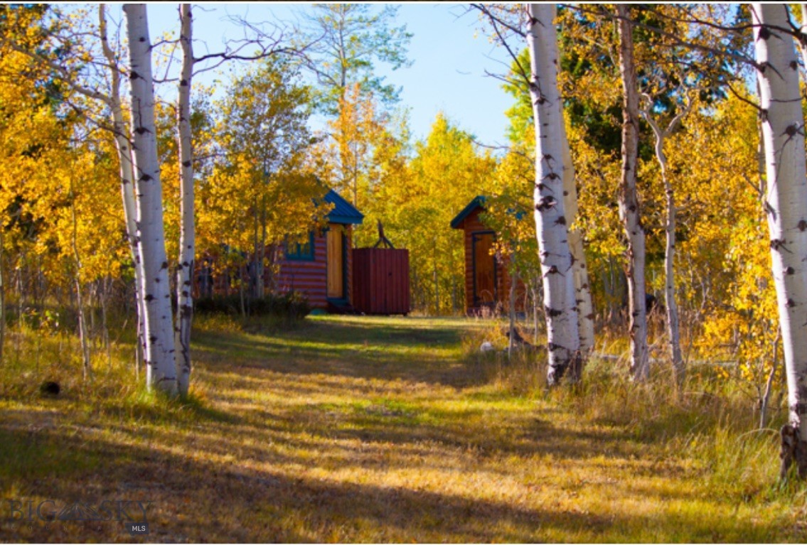 1 Dutchman Trail