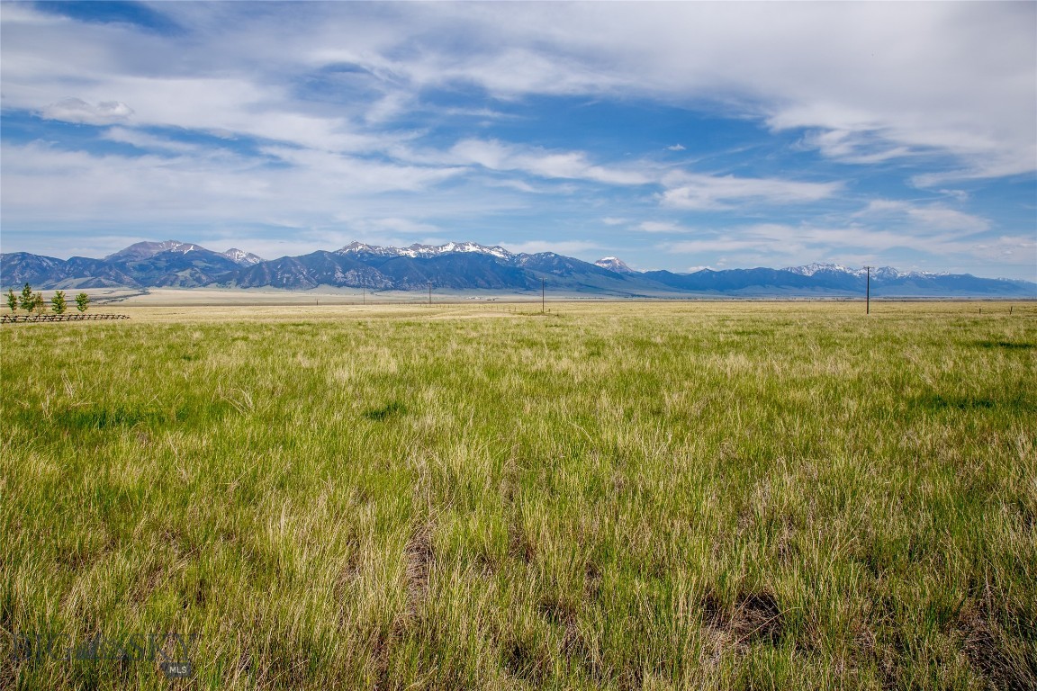 Lot 101 Pronghorn Meadows