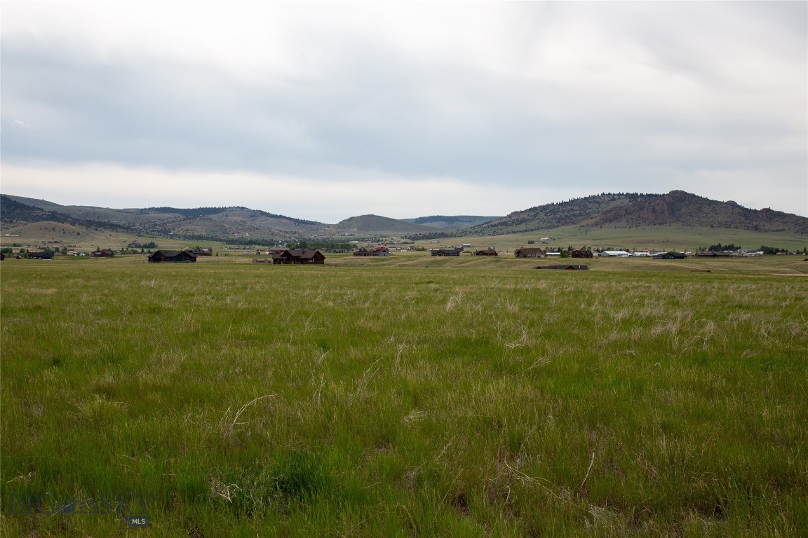Lot 101 Pronghorn Meadows