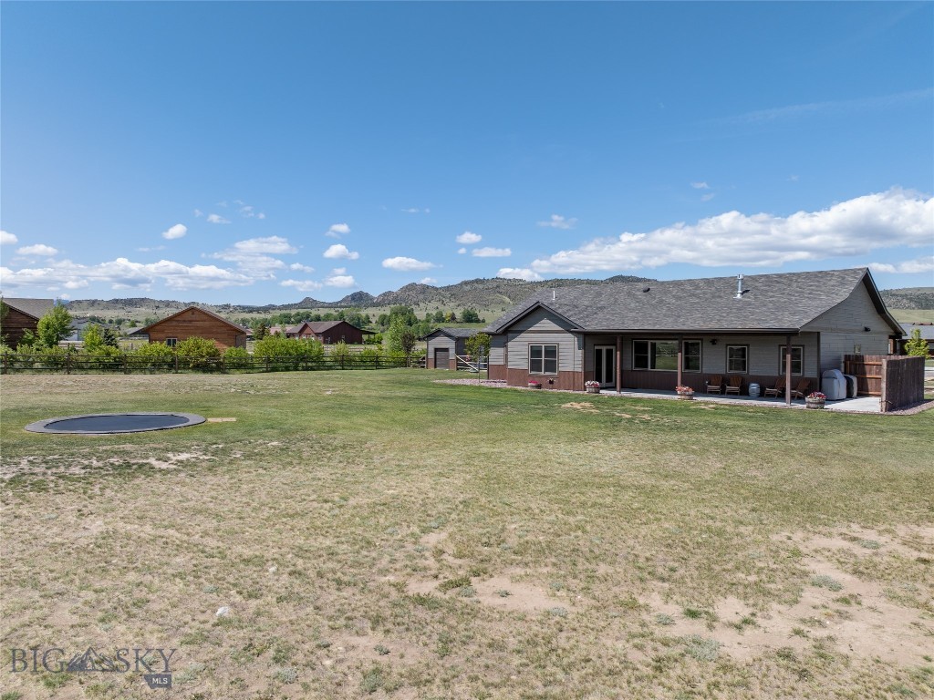 8 Sunset Court