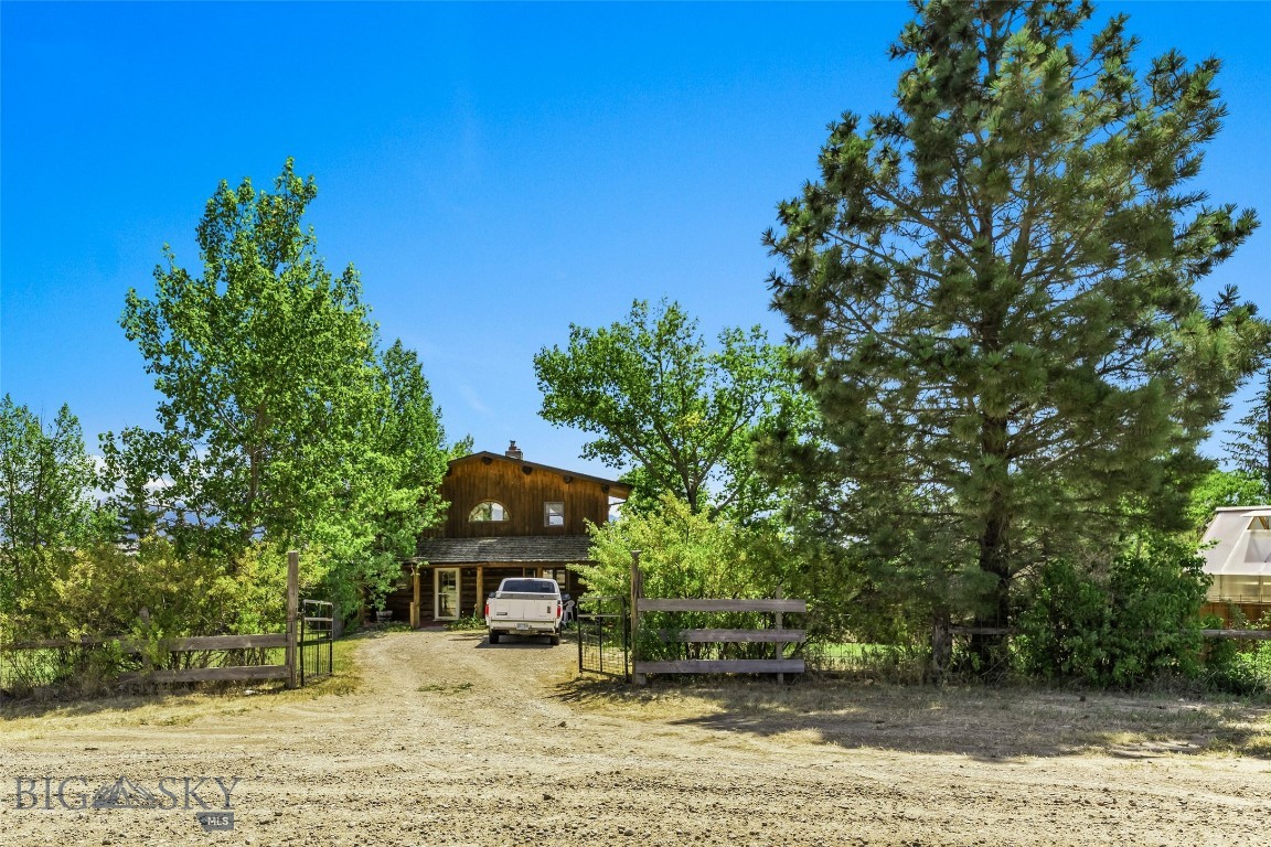 273 Two Bumps Rd
