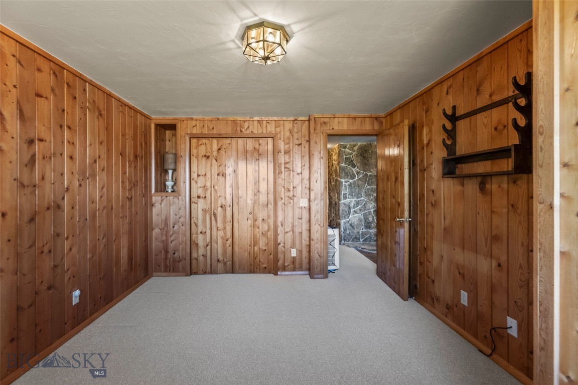 273 Two Bumps Rd