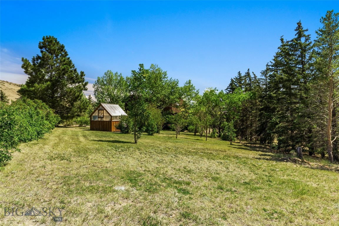 273 Two Bumps Rd