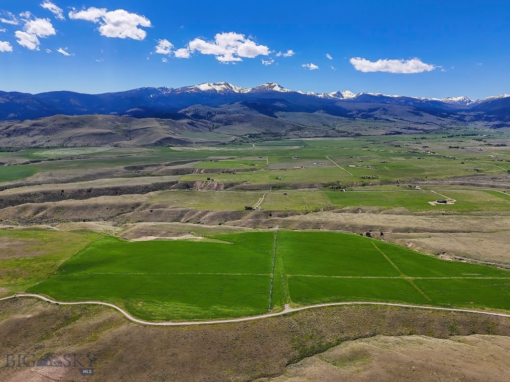 Lost Heart Ranch Ennis Lake Rd
